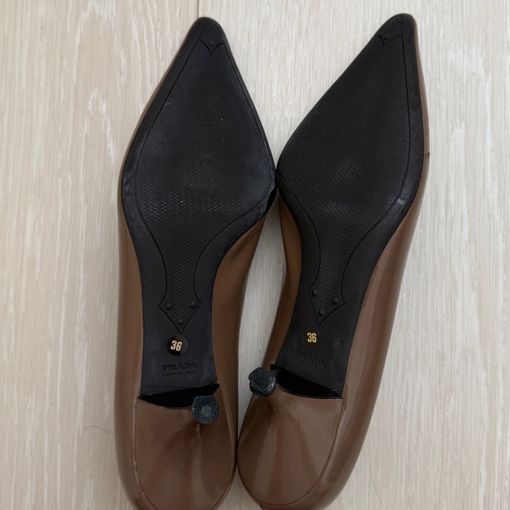 Prada Chocolate Brown Closed Pointed Toe Kitten Heels - Picture 10 of 13